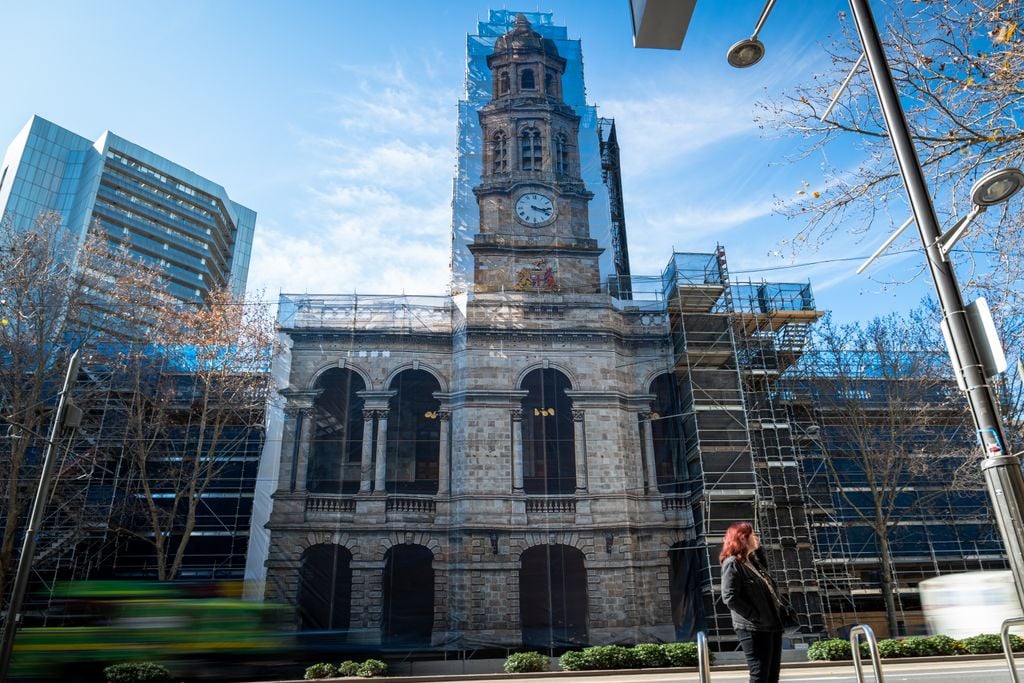 Adelaide Town Hall | FlameX Select Mesh Building Wrap